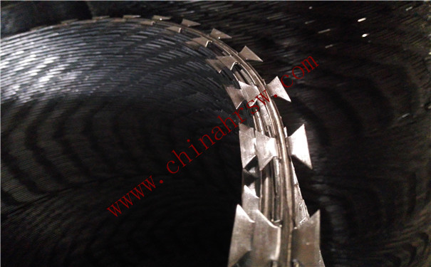 刺絲滾籠 刺絲滾籠